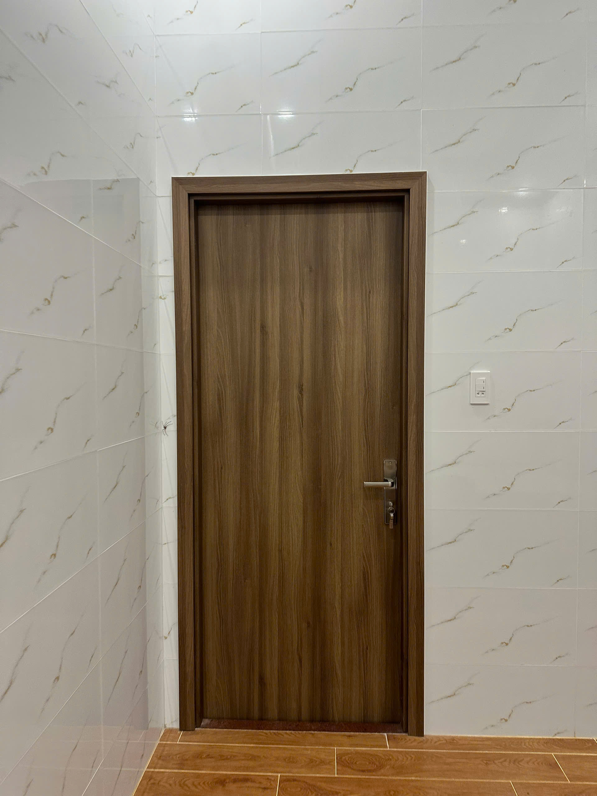 Giá cửa nhựa ABS tại Bến Tre bao nhiêu 1 bộ.2