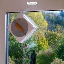 Giá Robot lau kính Ecovacs có đắt không?