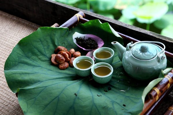 Bí mật đằng sau hương vị trà sen Tây Hồ hảo hạng