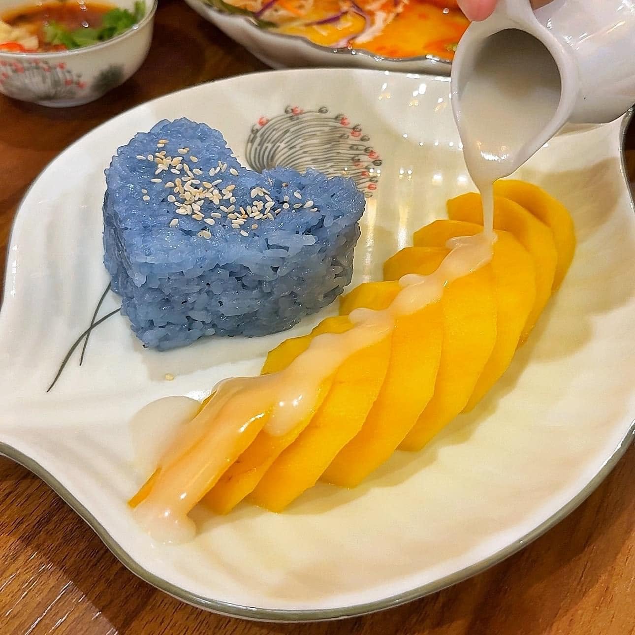 SALATHAI: Điểm hẹn ẩm thực Thái Lan cho những cuộc gặp gỡ