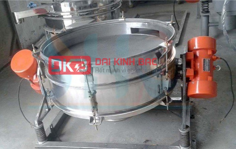 Mo-To-Rung-Oli-1Pha-MVE 60-3N-M-10A0-80W-may-sang-bot-cam-gao.jpg