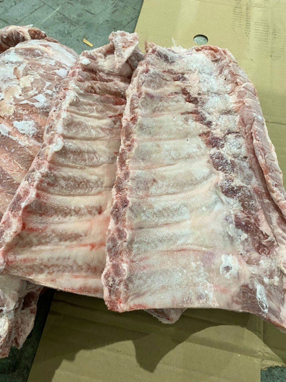 Vì sao sườn nhập khẩu đang “cháy hàng” tại Việt Nam?