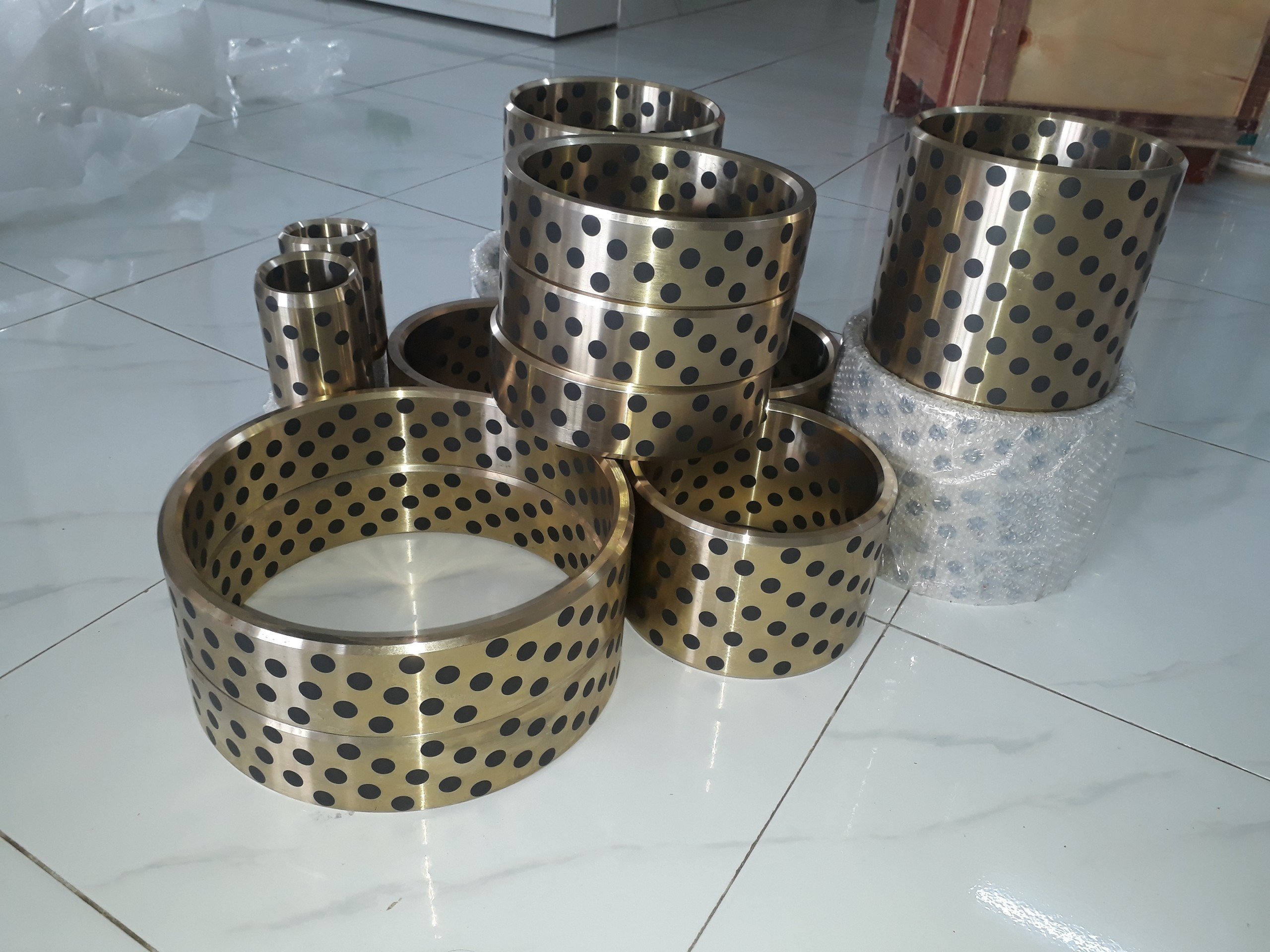 Bạc đồng Graphite chất lượng cao, chi phí hợp lý