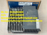 gen-h-MR-JE-70B 8.jpg
